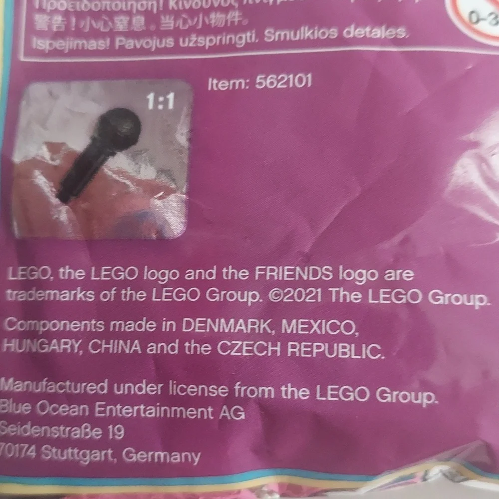 Original LEGO Performing Dog & Friends Foil bag Retired New